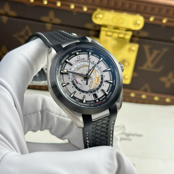 Đồng hồ Omega Aqua Terra Worldtimer Replica 11 màu xám máy cơ Thụy Sỹ nhà máy VS 43mm (2)