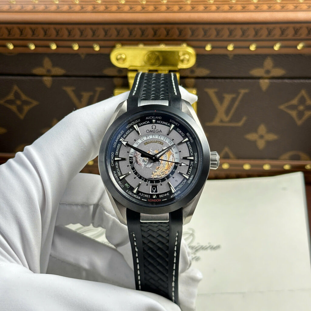 Đồng hồ Omega Aqua Terra Worldtimer Replica 11 màu xám máy cơ Thụy Sỹ nhà máy VS 43mm (2)