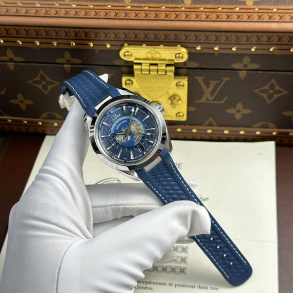 Đồng hồ Omega Aqua Terra Worldtimer Replica 11 màu xanh dương máy cơ Thụy Sỹ xưởng VS 43mm (2)