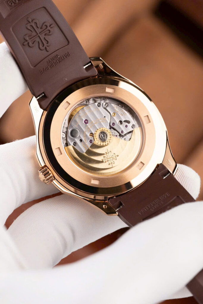 Đồng hồ Patek Philippe Aquanaut 5167 mặt nâu Rep 11 máy khắc xưởng BBF 40mm (2)