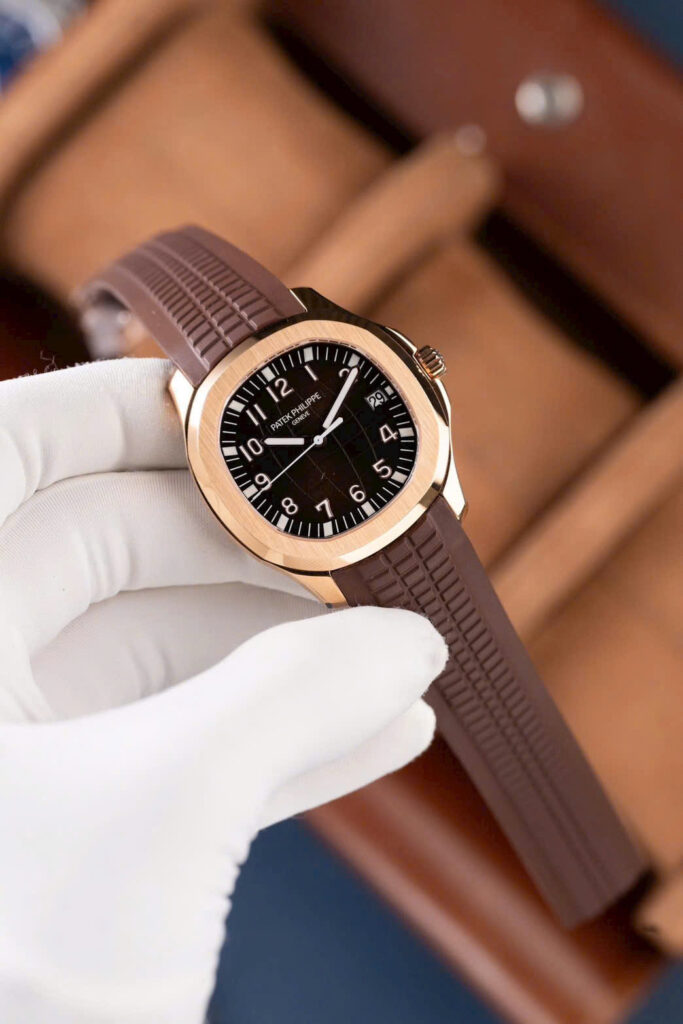 Đồng hồ Patek Philippe Aquanaut 5167 mặt nâu Rep 11 máy khắc xưởng BBF 40mm (2)