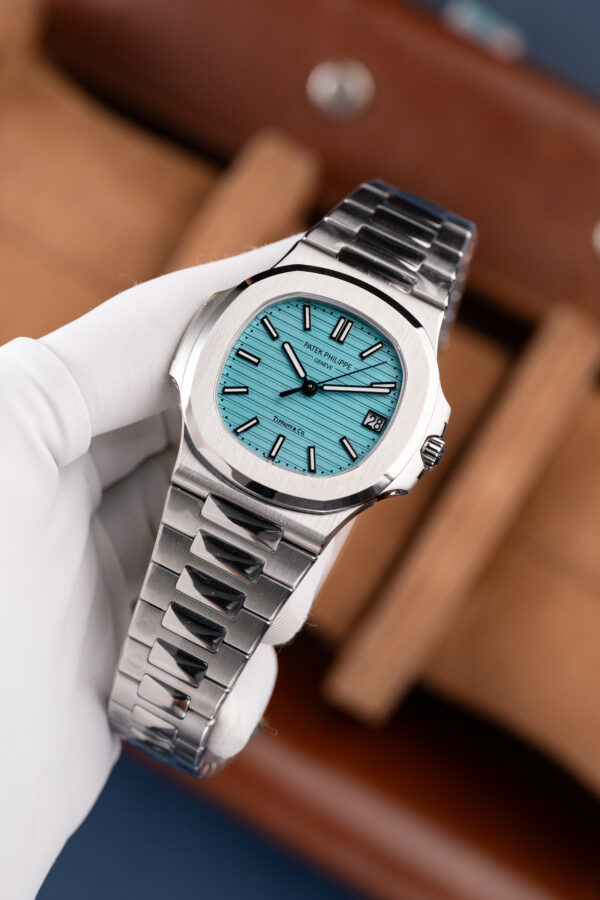 Đồng hồ Patek Philippe Nautilus 5711 mặt tiffany Rep 11 máy khắc xưởng BBF 40mm (2)
