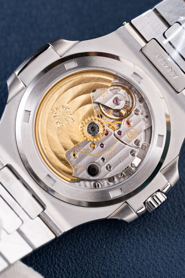 Đồng hồ Patek Philippe Nautilus 5711 mặt tiffany Rep 11 máy khắc xưởng BBF 40mm (16)