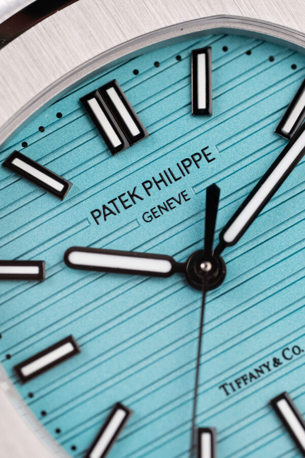 Đồng hồ Patek Philippe Nautilus 5711 mặt tiffany Rep 11 máy khắc xưởng BBF 40mm (2)