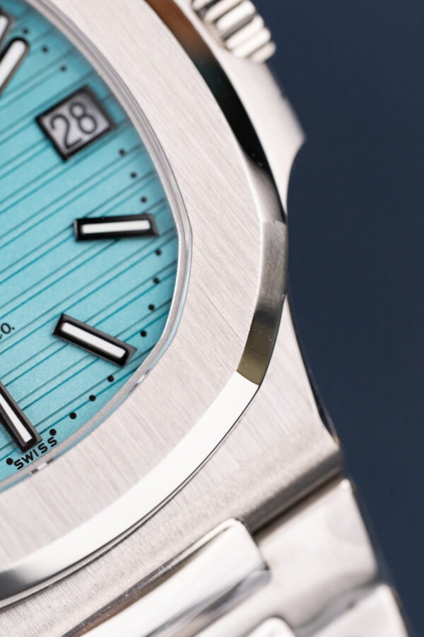 Đồng hồ Patek Philippe Nautilus 5711 mặt tiffany Rep 11 máy khắc xưởng BBF 40mm (2)