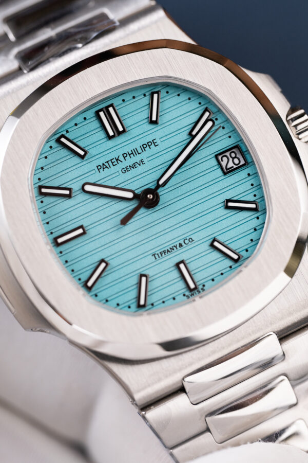Đồng hồ Patek Philippe Nautilus 5711 mặt tiffany Rep 11 máy khắc xưởng BBF 40mm (2)