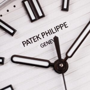 Đồng hồ Patek Philippe Nautilus 5711 mặt trắng Replica 11 máy khắc nhà máy BBF 40mm (2)