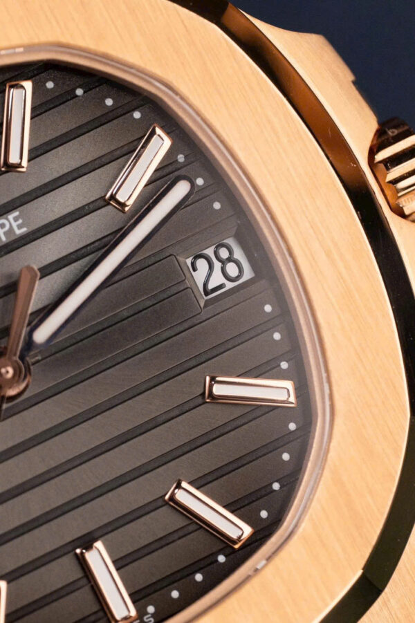 Đồng hồ Patek Philippe Nautilus 5711 mặt xám Replica 11 mạ vàng hồng máy khắc nhà máy BBF 40mm (2)