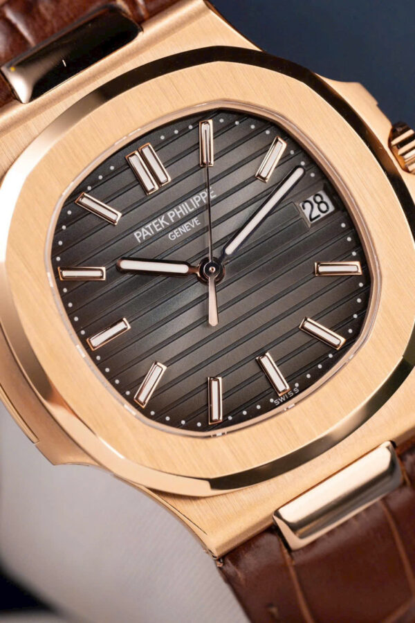Đồng hồ Patek Philippe Nautilus 5711 mặt xám Replica 11 mạ vàng hồng máy khắc nhà máy BBF 40mm (2)