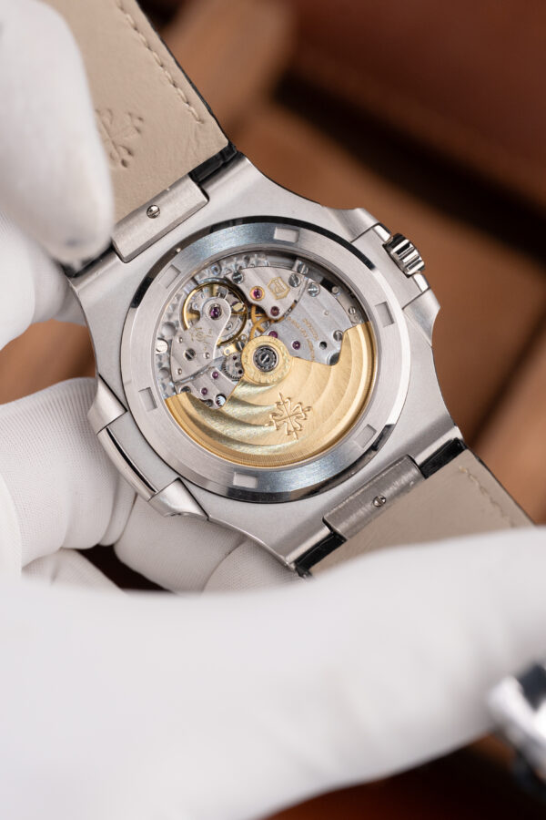 Đồng hồ Patek Philippe Nautilus 5711 mặt xám dây da chế tác máy khắc xưởng BBF 40mm (2)
