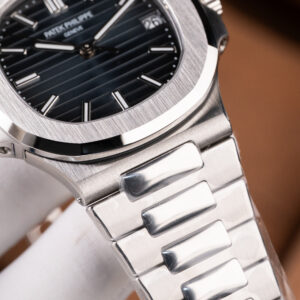 Đồng hồ Patek Philippe Nautilus 5711 mặt xanh blue Replica 11 máy khắc xưởng BBF 40mm (2)