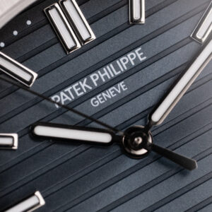 Đồng hồ Patek Philippe Nautilus 5711 mặt xanh blue Replica 11 máy khắc xưởng BBF 40mm (2)