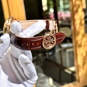 Đồng hồ Patek Philippe replica Grand Complications 5327 mặt trắng dây da nâu 39mm