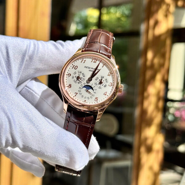 Đồng hồ Patek Philippe replica Grand Complications 5327 mặt trắng dây da nâu 39mm