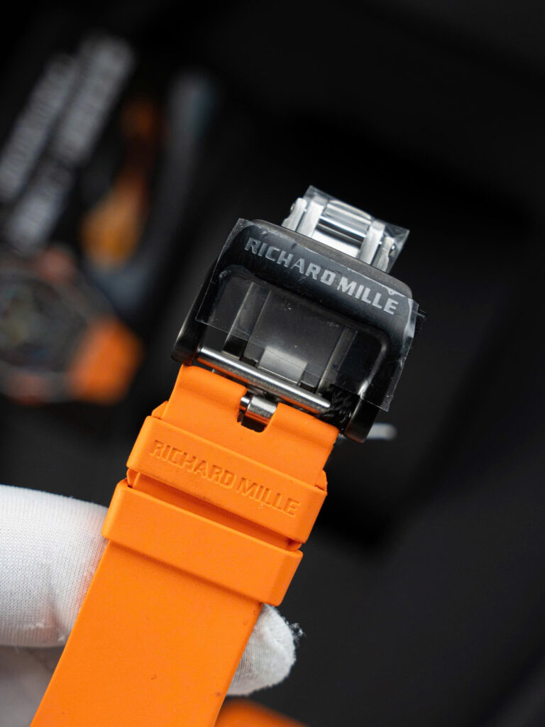 Đồng hồ Richard Mille RM65-01 màu cam Rep 11 vỏ carbon dây cao su 44.5×49 (2)