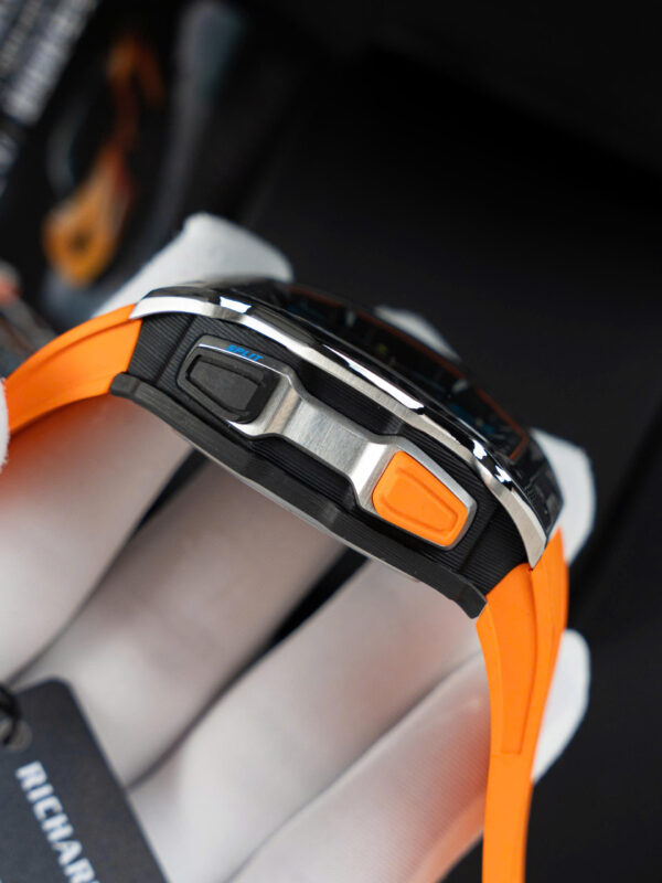 Đồng hồ Richard Mille RM65-01 màu cam Rep 11 vỏ carbon dây cao su 44.5×49 (2)