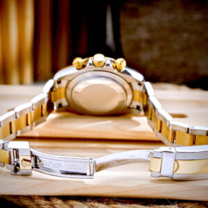 Đồng hồ Rolex Daytona Cosmograph demi vàng cọc dạ quang fake 11 40mm
