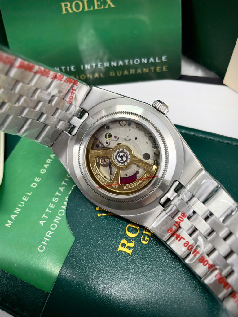 Đồng hồ Rolex Land-Dweller mặt xanh blue cọc số dạ quang fake 11 40mm