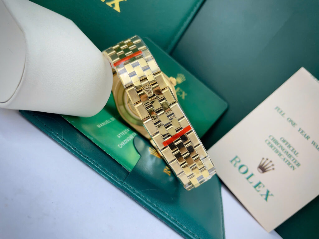 Đồng hồ Rolex Land-Dweller vàng gold mặt đen fake cao cấp 40mm