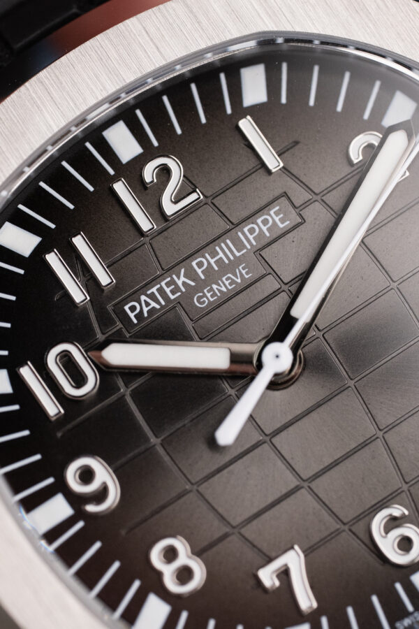 Patek Philippe Aquanaut 5167 Replica 11 mặt xám dây cao su tinh chỉnh nhà máy BBF 40mm (2)