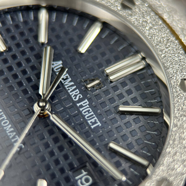 Đồng hồ Audemars Piguet Rep 11 Royal Oak 15410 Frosted mặt xanh dương máy cơ tự động xưởng APS 41mm (2)