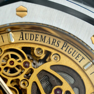 Đồng hồ Audemars Piguet Rep 11 Royal Oak Openworked 15407 mặt màu vàng lộ cơ 41mm (2)