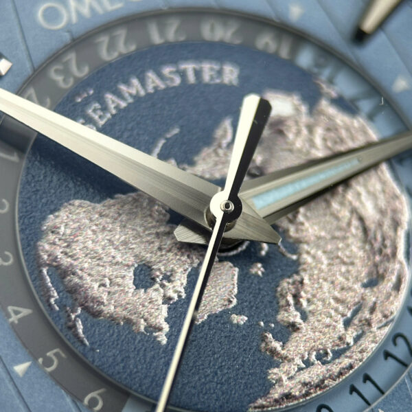 Đồng hồ Omega Rep 11 Seamaster Aqua Terra Worldtimer Summer Blue dây kim loại nhà máy VS 43mm (2)