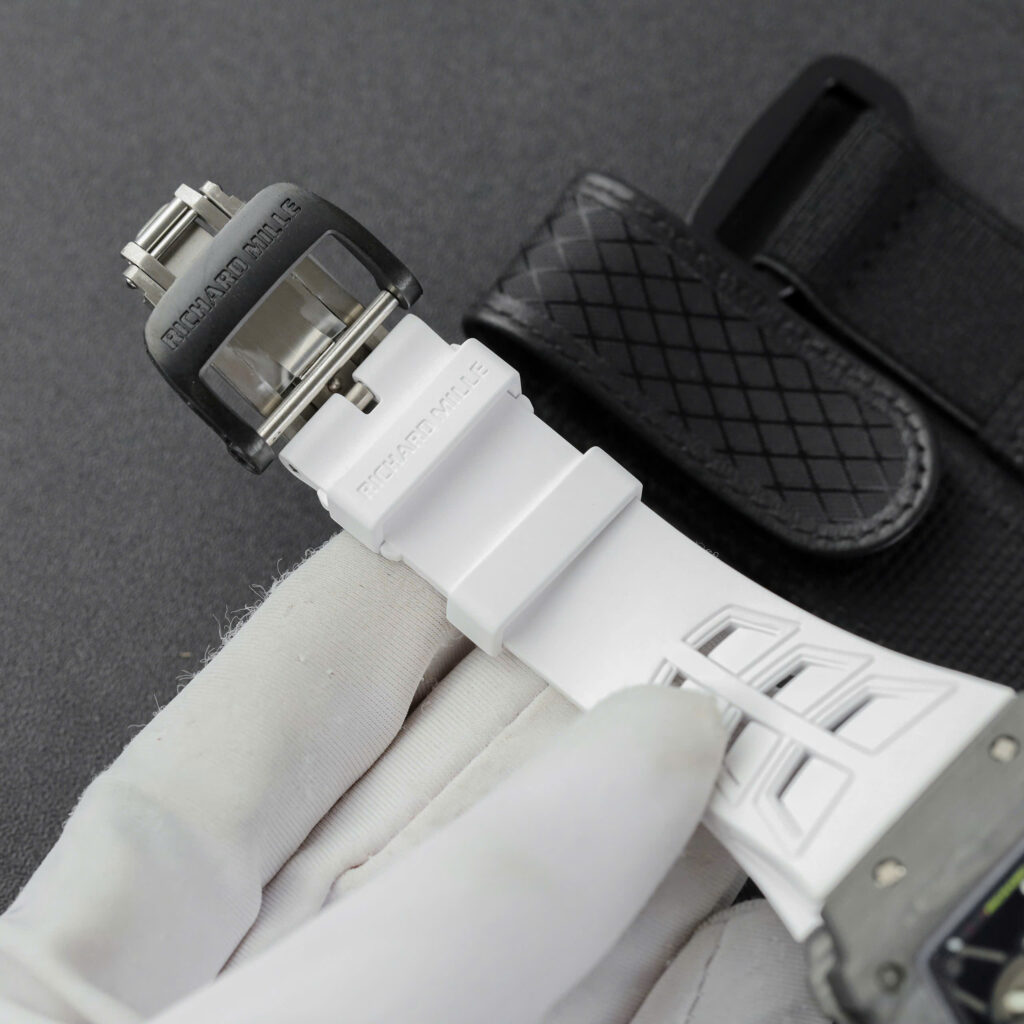 Đồng hồ Richard Mille RM35-01 Rep 11 vỏ carbon NTPT dây cao su trắng nhà máy ZF 49,9x43mm (2)