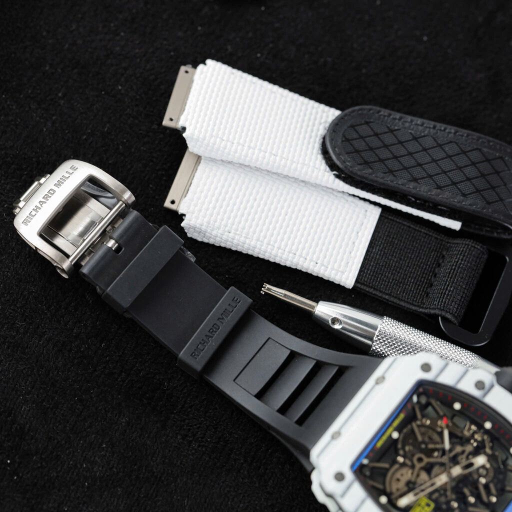 Đồng hồ Richard Mille RM35-01 Rep 11 vỏ carbon NTPT màu trắng nhà máy ZF 49,9x43mm (2)