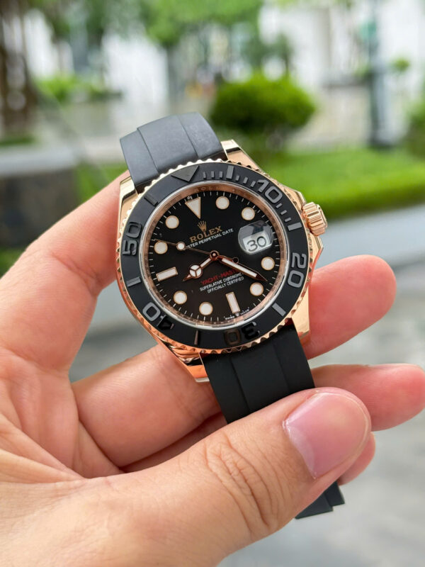 Đồng hồ Rolex Yacht-Master Rep 11 bọc vàng hồng 18K dây cao su 40mm (2)