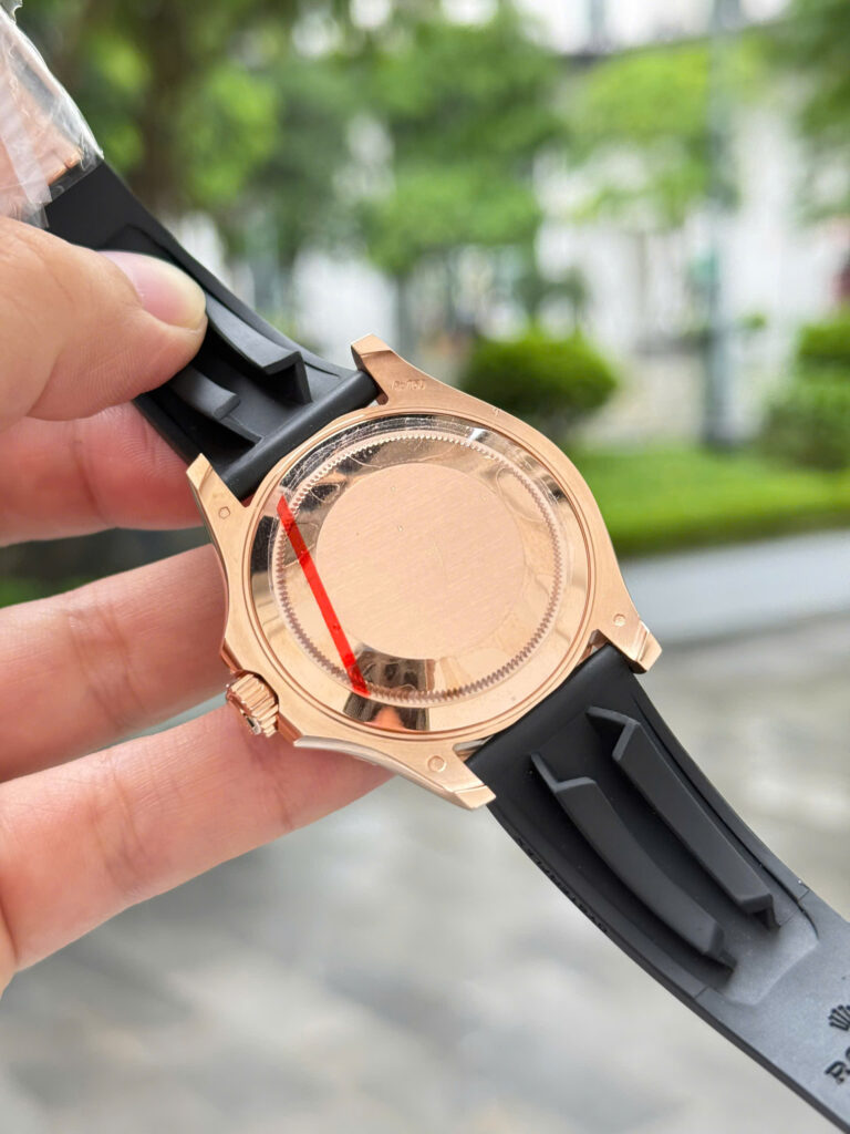 Đồng hồ Rolex Yacht-Master Rep 11 bọc vàng hồng 18K dây cao su 40mm (2)
