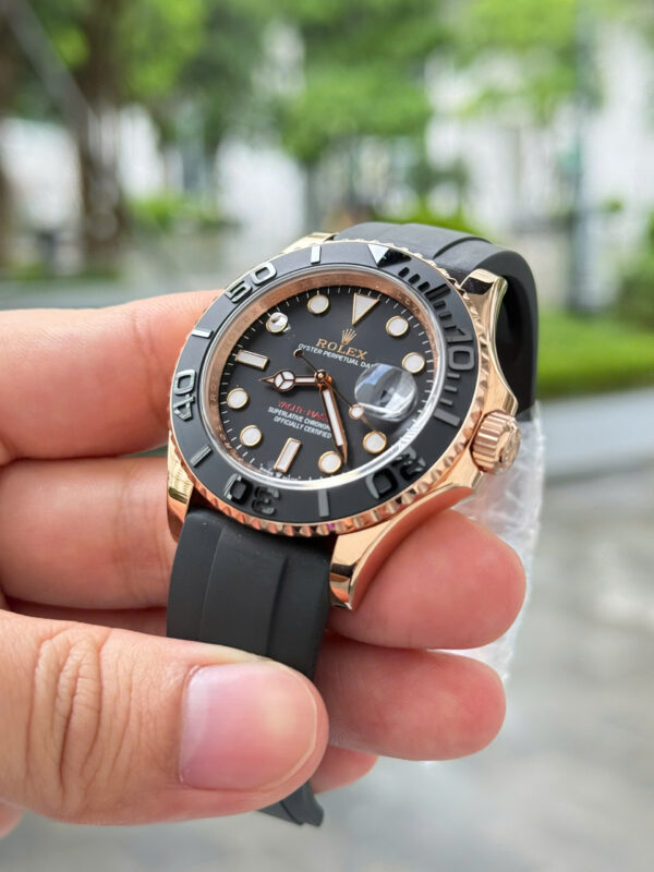 Đồng hồ Rolex Yacht-Master Rep 11 bọc vàng hồng 18K dây cao su 40mm (2)
