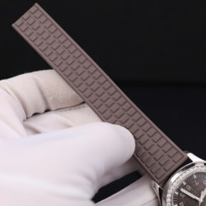 Đồng hồ Patek Philippe Aquanaut 5067 Rep 11 màu nâu viền đính kim cương moissanite 35 (2)