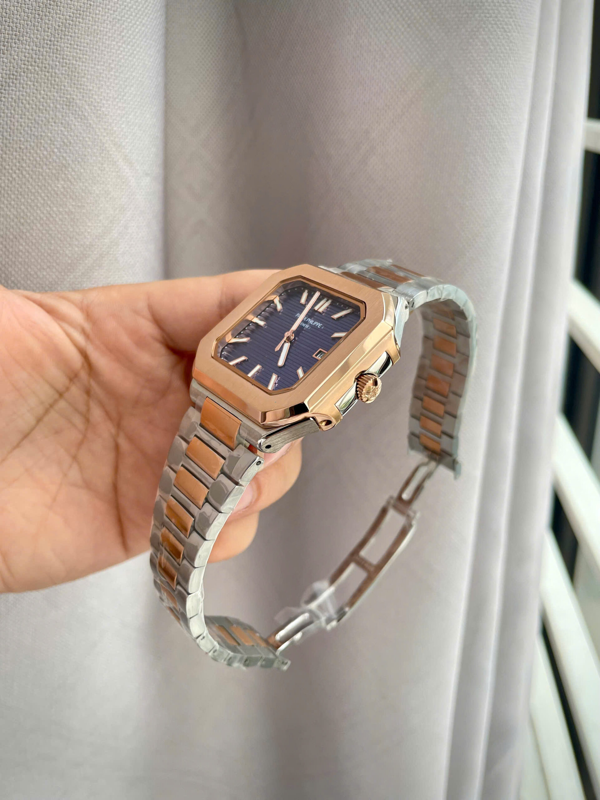 Đồng hồ Patek philippe 5821nam demi mặt xanh máy cơ nhật giá rẻ 45mm (1) Đồng hồ Patek philippe 5821nam demi mặt xanh máy cơ nhật giá rẻ 45mm