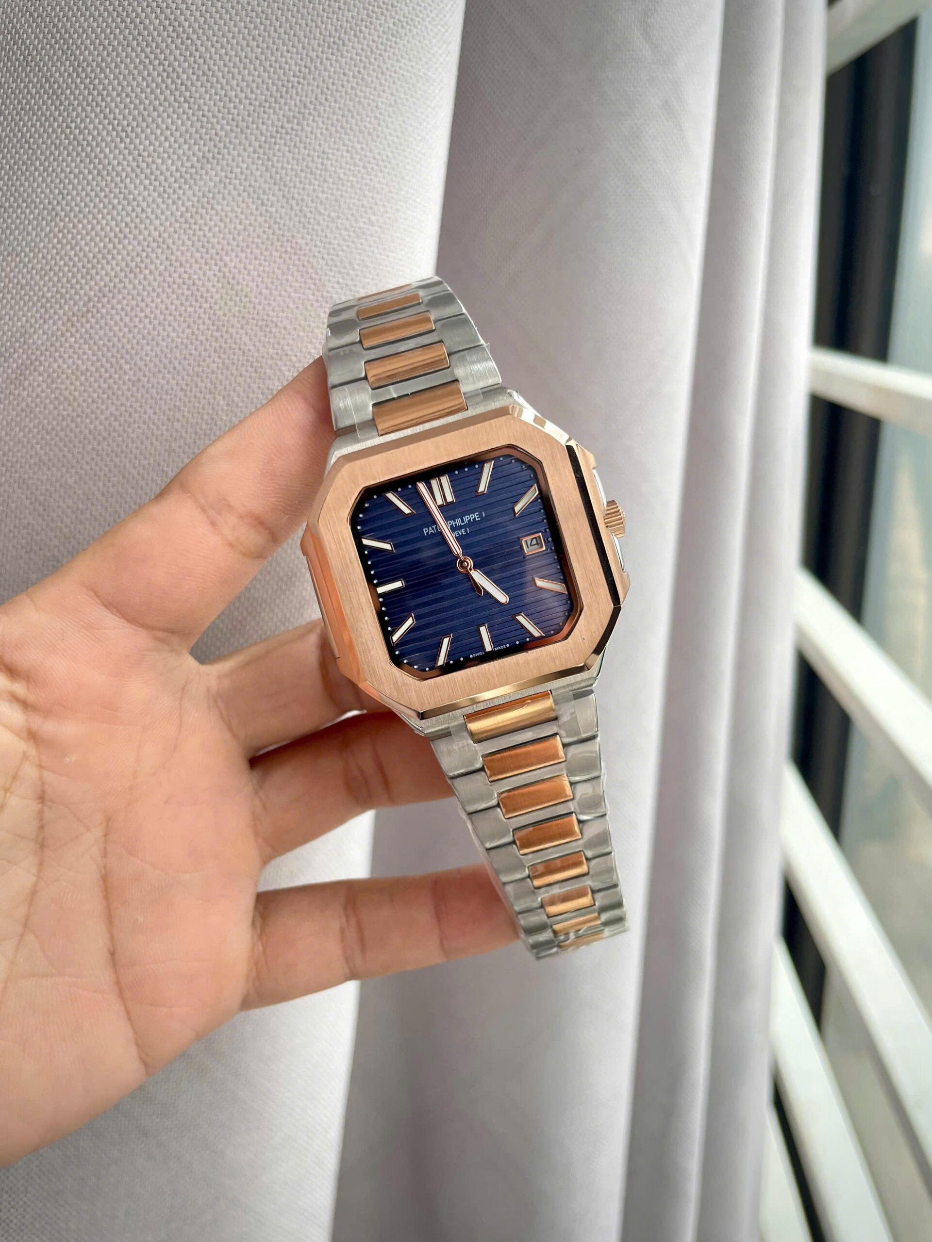 Đồng hồ Patek philippe 5821nam demi mặt xanh máy cơ nhật giá rẻ 45mm (3) Đồng hồ Patek philippe 5821nam demi mặt xanh máy cơ nhật giá rẻ 45mm