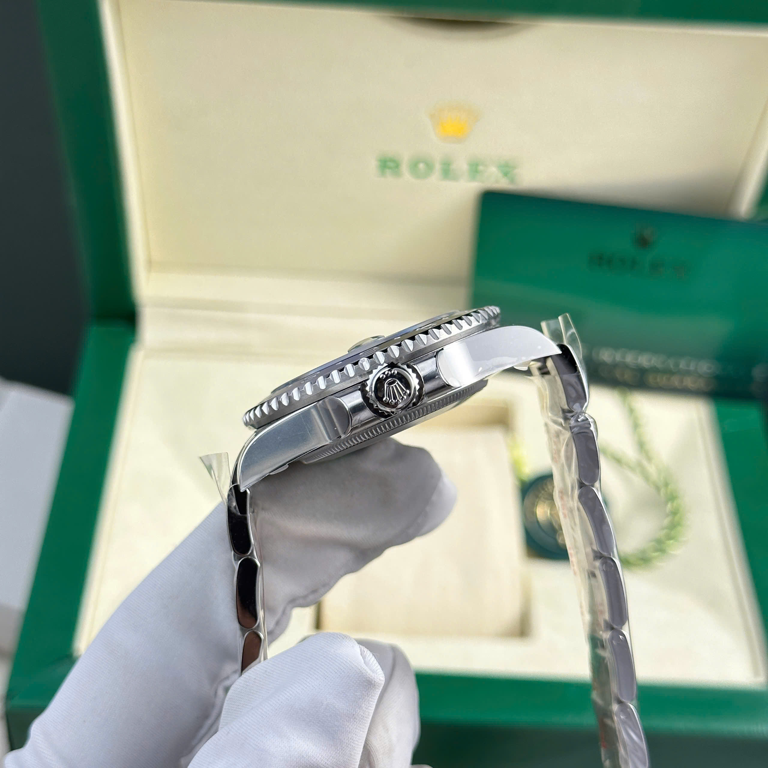 Đồng hồ Rolex GMT-Master II Sprite Replica 11 mặt đen dây đeo oyster xưởng Clean 40mm (3) Đồng hồ Rolex GMT-Master II Sprite Replica 11 mặt đen dây đeo oyster xưởng Clean 40mm (2)