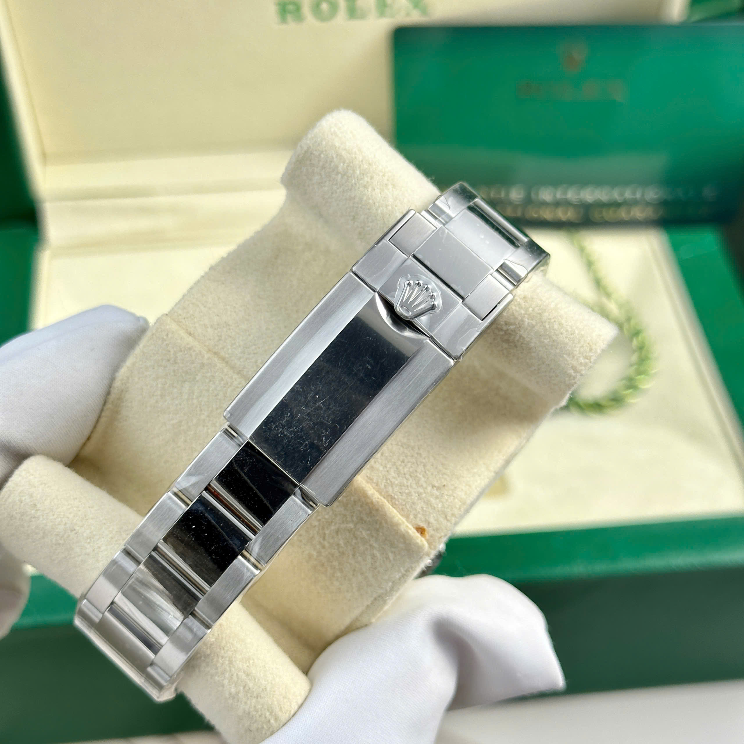 Đồng hồ Rolex GMT-Master II Sprite Replica 11 mặt đen dây đeo oyster xưởng Clean 40mm (6) Đồng hồ Rolex GMT-Master II Sprite Replica 11 mặt đen dây đeo oyster xưởng Clean 40mm (2)