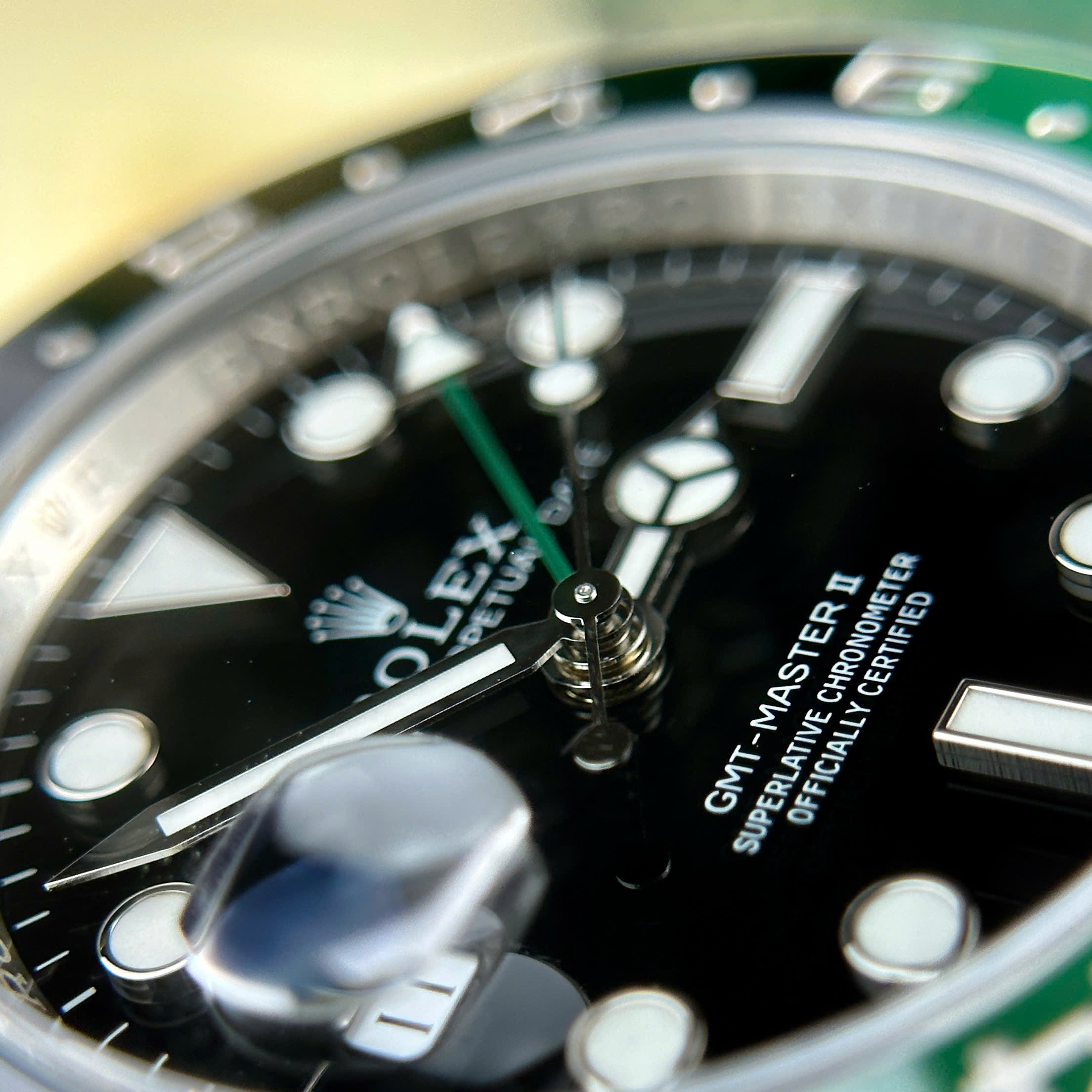 Đồng hồ Rolex GMT-Master II Sprite Replica 11 mặt đen dây đeo oyster xưởng Clean 40mm (7) Đồng hồ Rolex GMT-Master II Sprite Replica 11 mặt đen dây đeo oyster xưởng Clean 40mm (2)