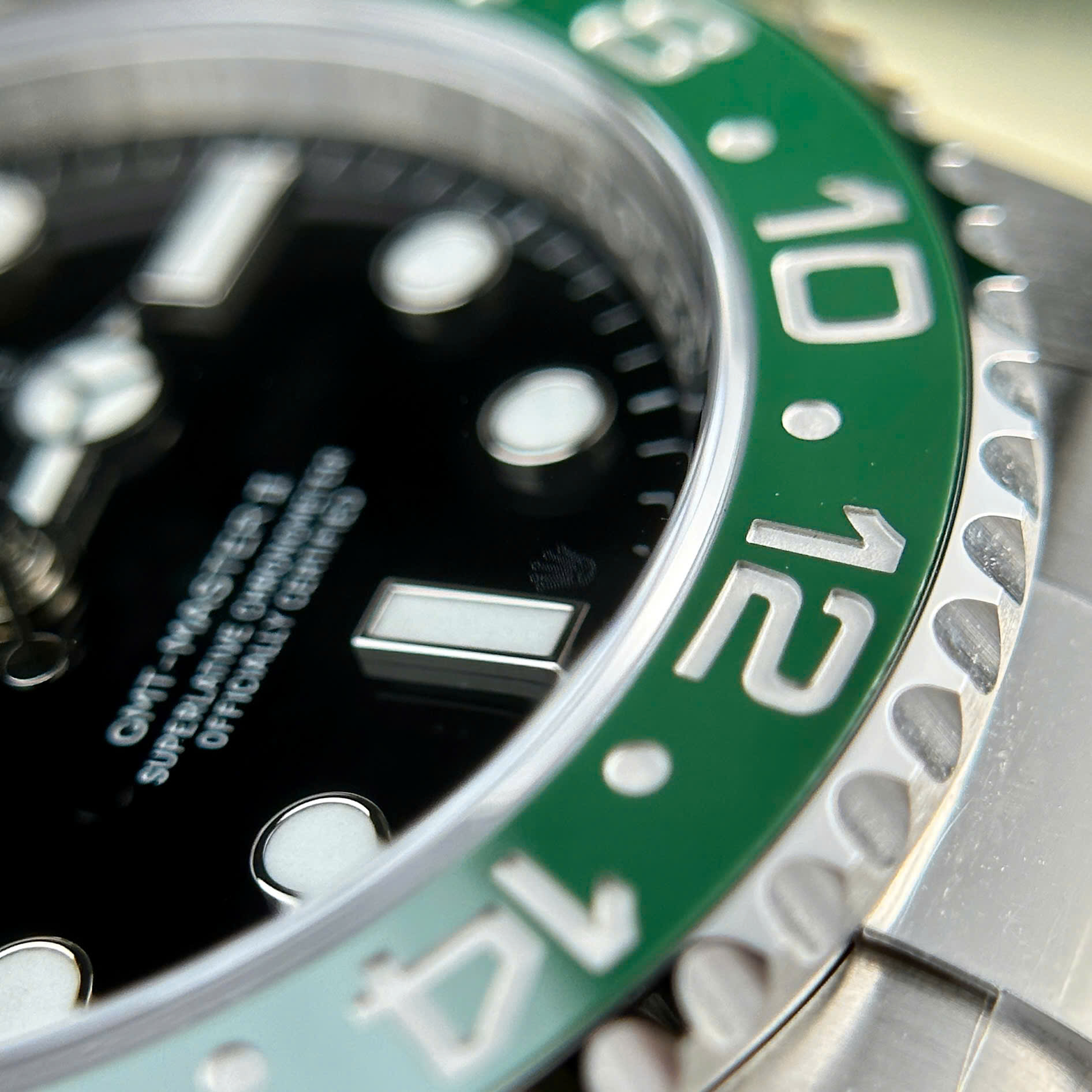 Đồng hồ Rolex GMT-Master II Sprite Replica 11 mặt đen dây đeo oyster xưởng Clean 40mm (8) Đồng hồ Rolex GMT-Master II Sprite Replica 11 mặt đen dây đeo oyster xưởng Clean 40mm (2)