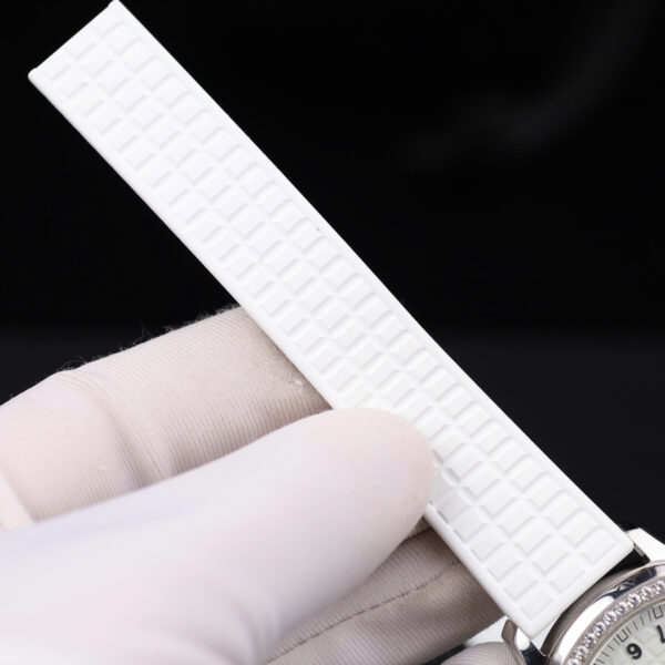 Đồng hồ nữ Patek Philippe Aquanaut 5067 Rep 11 màu trắng viền đính kim cương moissanite 35 (2)