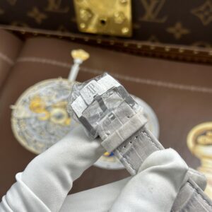 Đồng hồ Audemars Piguet Code 11.59 Rep 11 mặt bạc dây da màu xám xưởng APS 41mm (2)