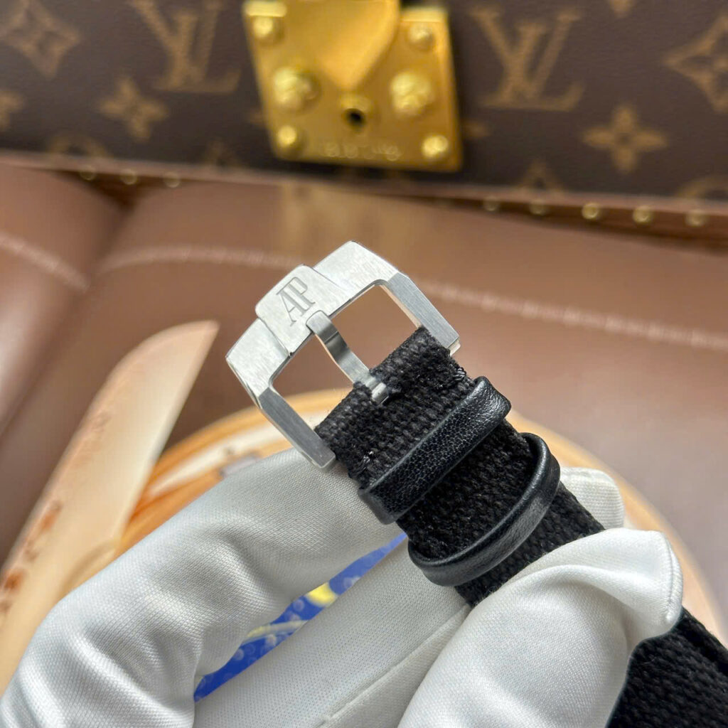 Đồng hồ Audemars Piguet Code 11.59 Rep cao cấp mặt số màu xanh khói dây da xưởng APS 41mm (1)