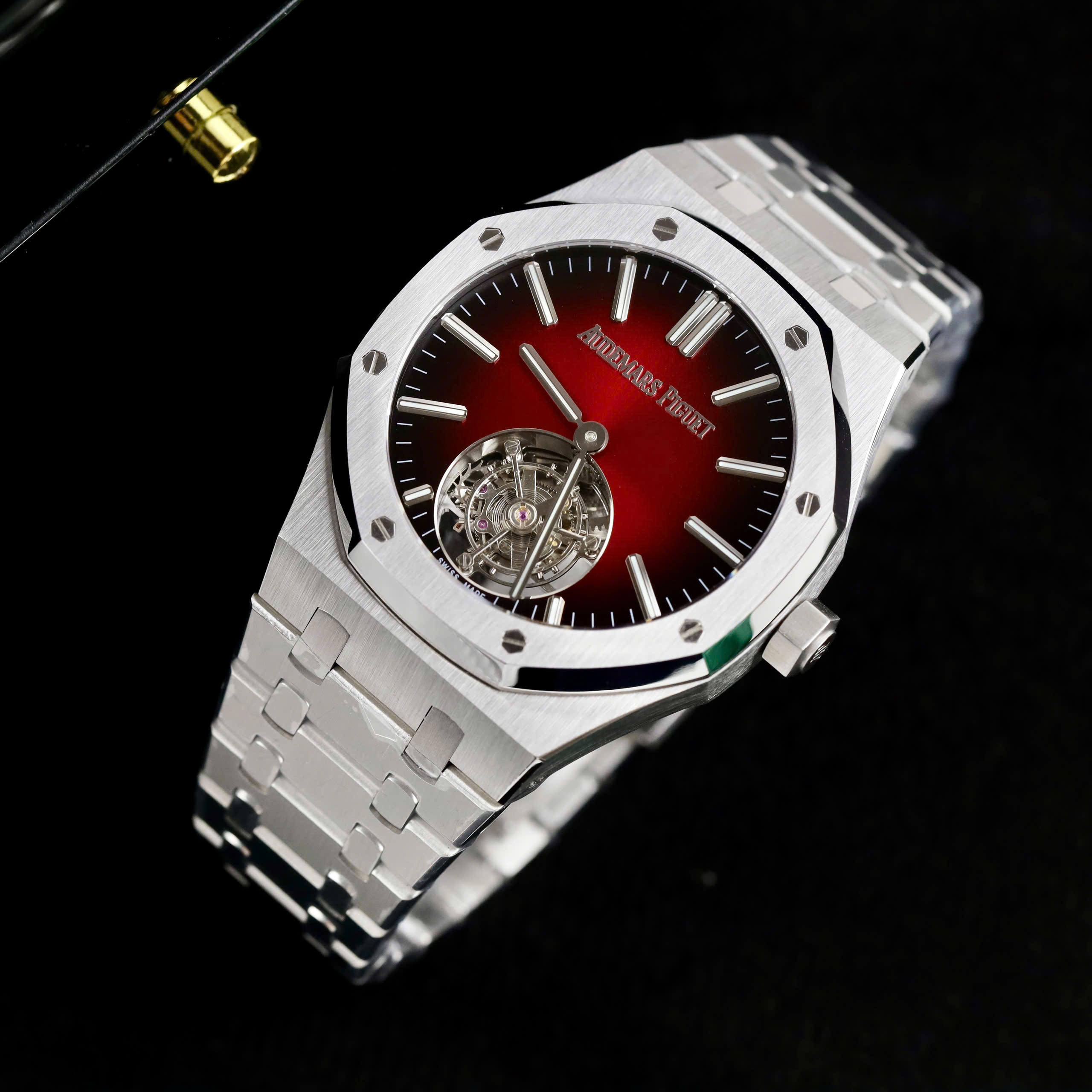 Đồng hồ Audemars Piguet Royal Oak Selfwinding Flying Tourbillon 26730ST Rep 11 mặt số màu đỏ tía bộ máy Tourbillon 41mm (10) Đồng hồ Audemars Piguet Royal Oak Selfwinding Flying Tourbillon 26730ST Rep 11 mặt số màu đỏ tía bộ máy Tourbillon 41mm (2)