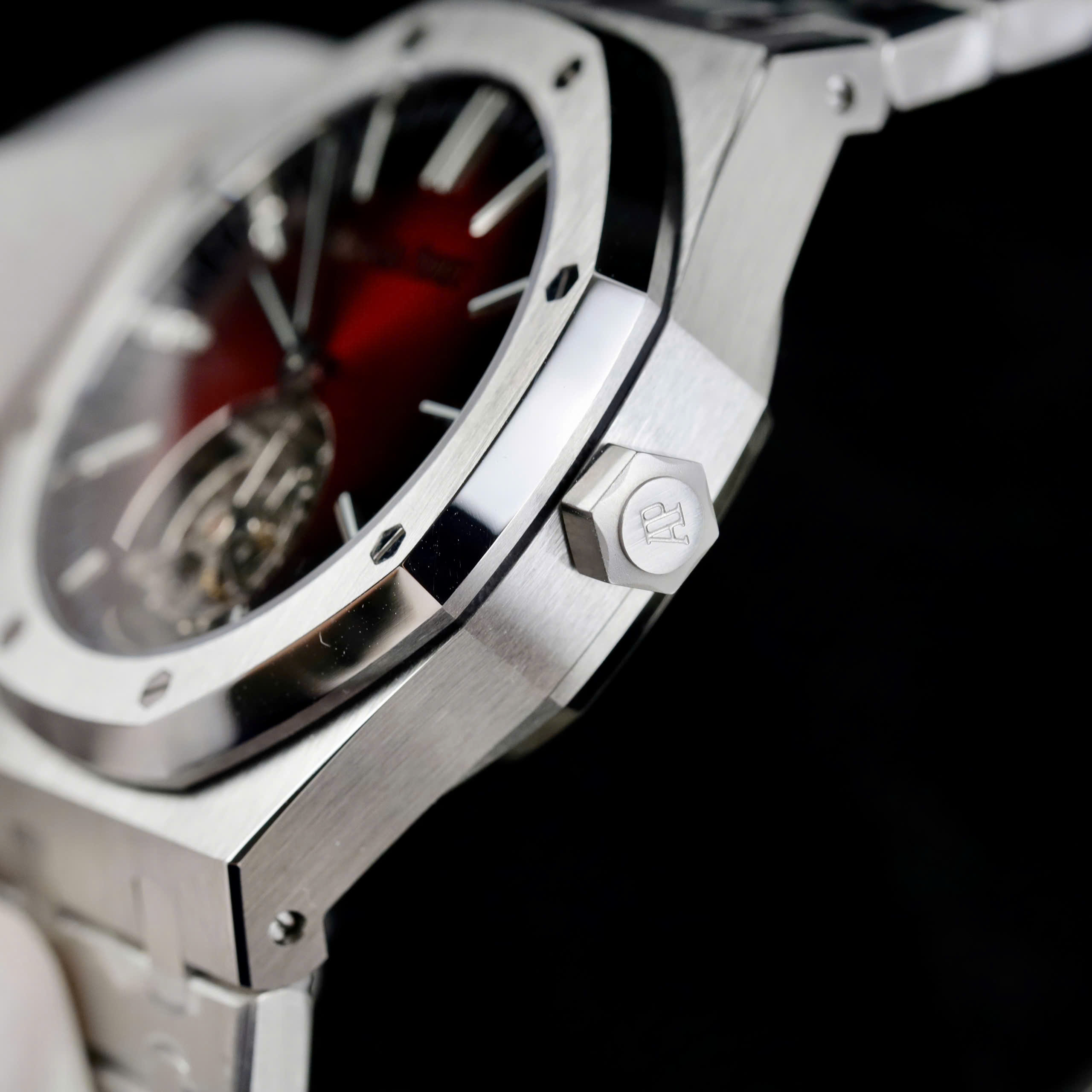 Đồng hồ Audemars Piguet Royal Oak Selfwinding Flying Tourbillon 26730ST Rep 11 mặt số màu đỏ tía bộ máy Tourbillon 41mm (5) Đồng hồ Audemars Piguet Royal Oak Selfwinding Flying Tourbillon 26730ST Rep 11 mặt số màu đỏ tía bộ máy Tourbillon 41mm (2)