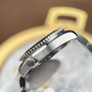 Đồng hồ Omega Rep 11 Seamaster Planet Ocean 600M mặt đen dây kim loại xưởng VS 39 (2)