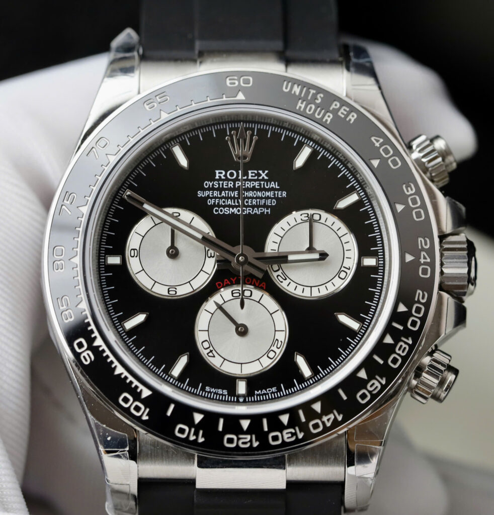 Đồng hồ Rolex Daytona Fake 11 mặt đen máy cơ Thụy Sỹ dây cao su 40mm (6)