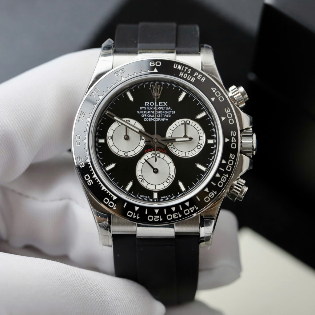 Đồng hồ Rolex Daytona Fake 11 mặt đen máy cơ Thụy Sỹ dây cao su 40mm (6)