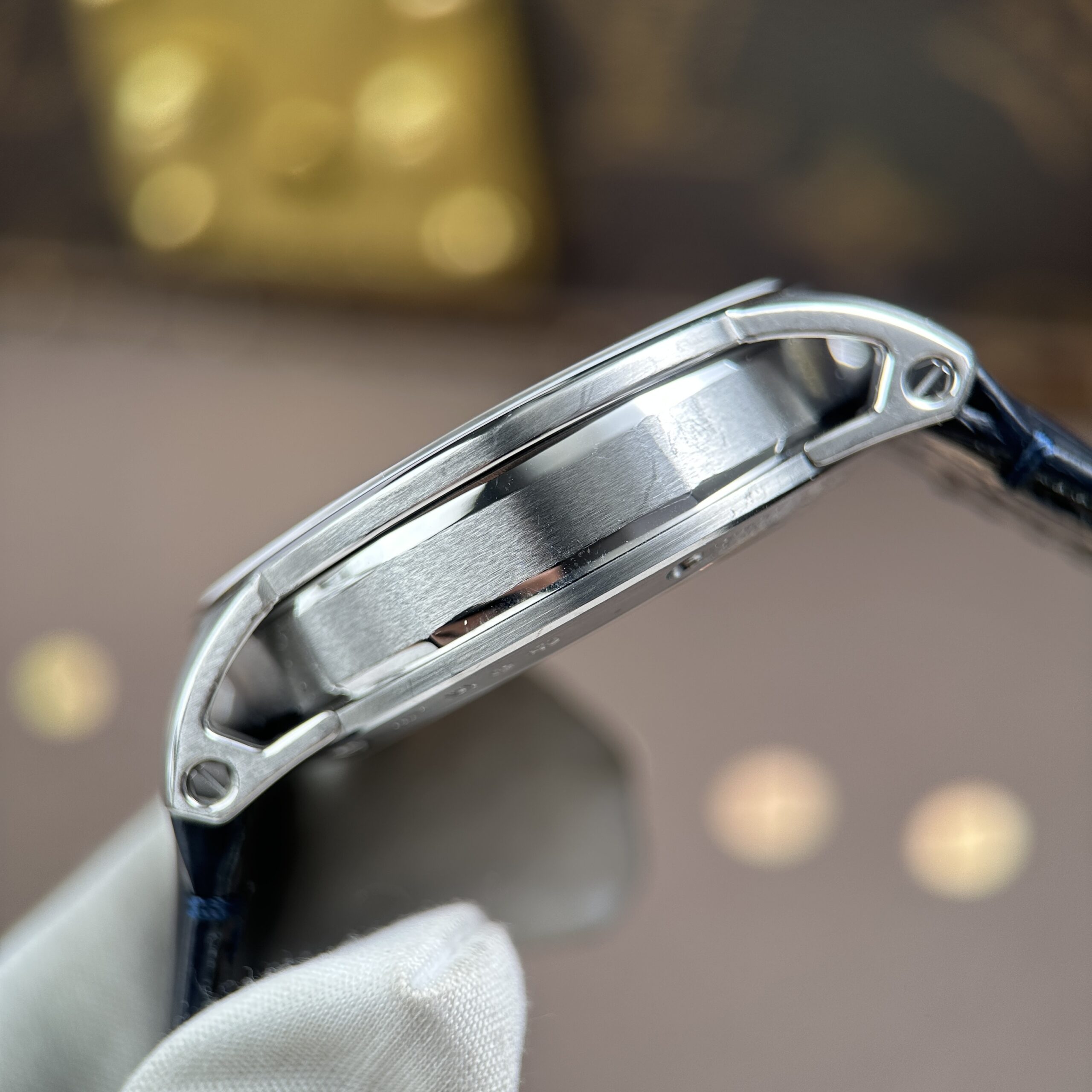 Đồng hồ Audemars Piguet Code 11.59 Rep 11 mặt xanh dương máy cơ tự động nhà máy APS 41mm (14) Đồng hồ Audemars Piguet Code 11.59 Rep 11 mặt xanh dương máy cơ tự động nhà máy APS 41mm (1)