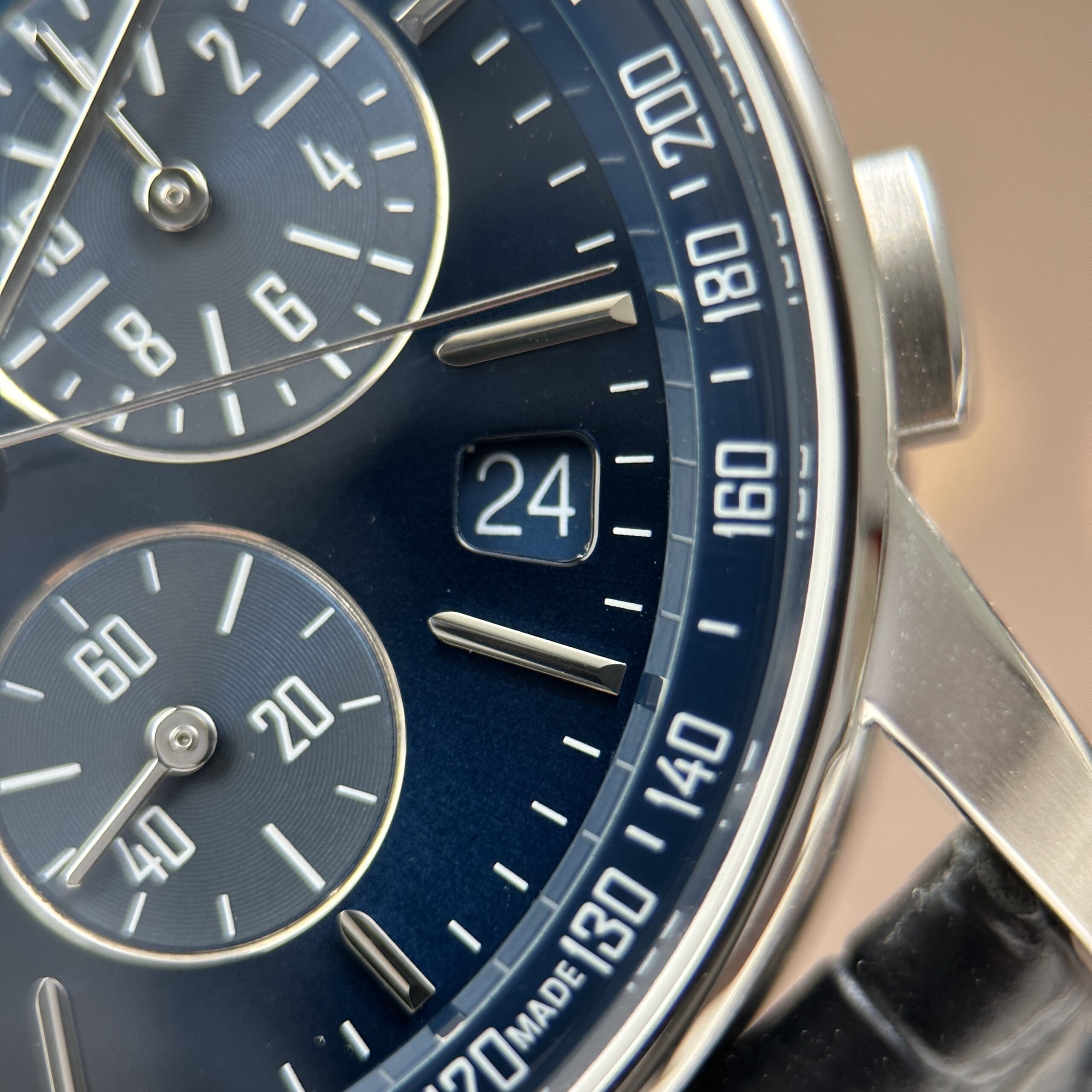 Đồng hồ Audemars Piguet Code 11.59 Rep 11 mặt xanh dương máy cơ tự động nhà máy APS 41mm (18) Đồng hồ Audemars Piguet Code 11.59 Rep 11 mặt xanh dương máy cơ tự động nhà máy APS 41mm (1)