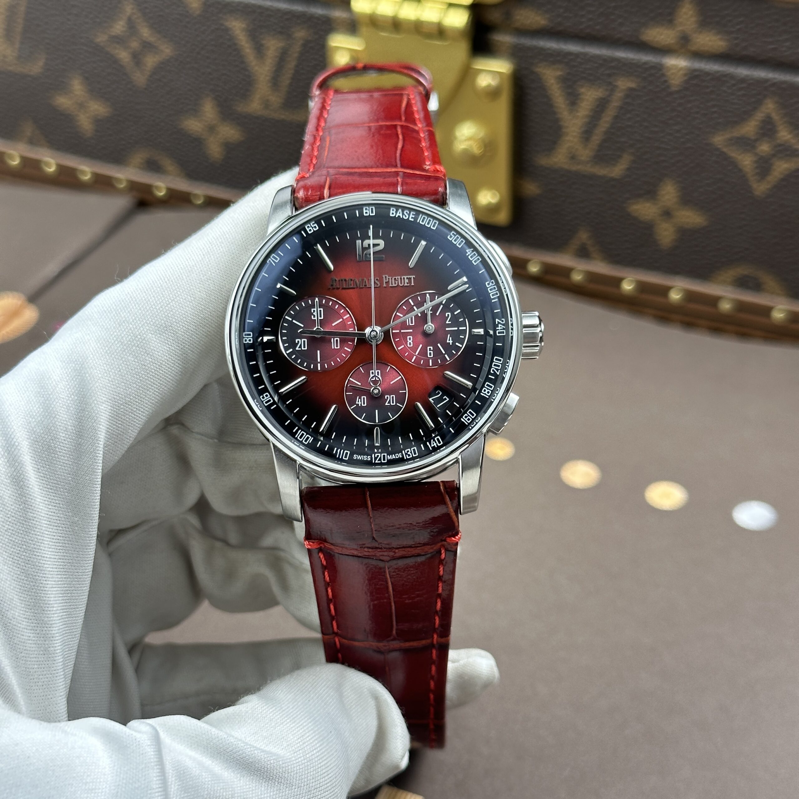 Đồng hồ Audemars Piguet Code 11.59 Rep cao cấp mặt số màu đỏ tía nhà máy APS 41mm (11) Đồng hồ Audemars Piguet Code 11.59 Rep cao cấp mặt số màu đỏ tía nhà máy APS 41mm (1)